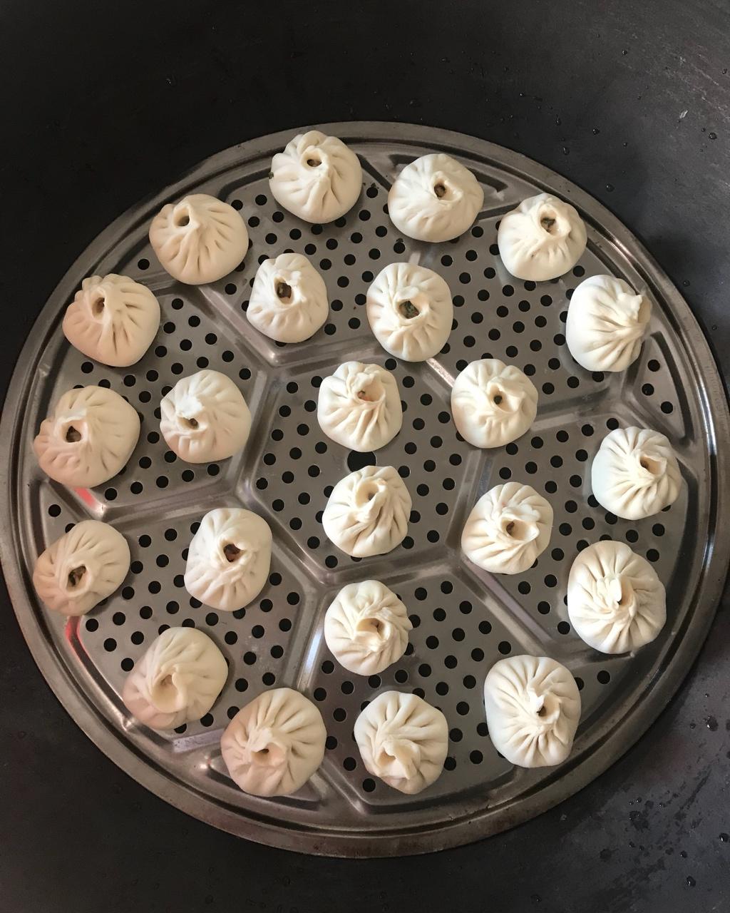 包出有褶子的包子