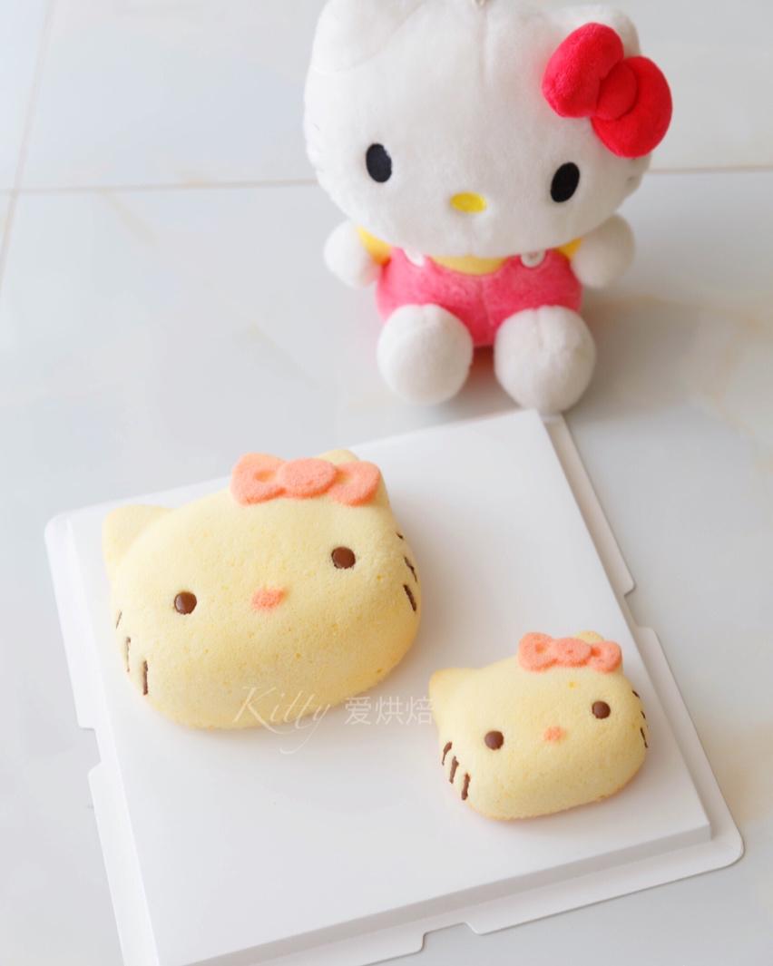 可爱的卡通Hello kitty 戚风蛋糕