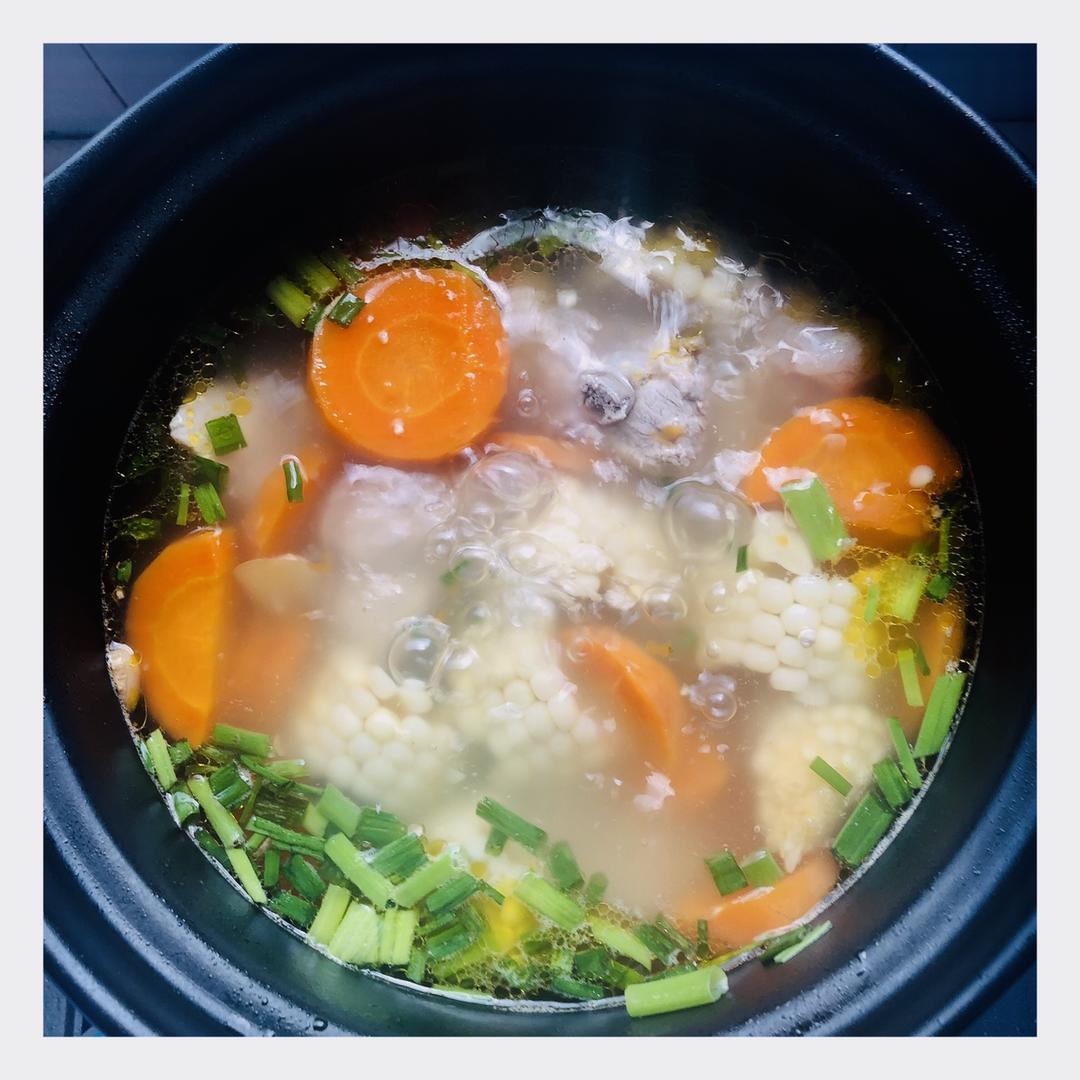 棒骨萝卜玉米汤