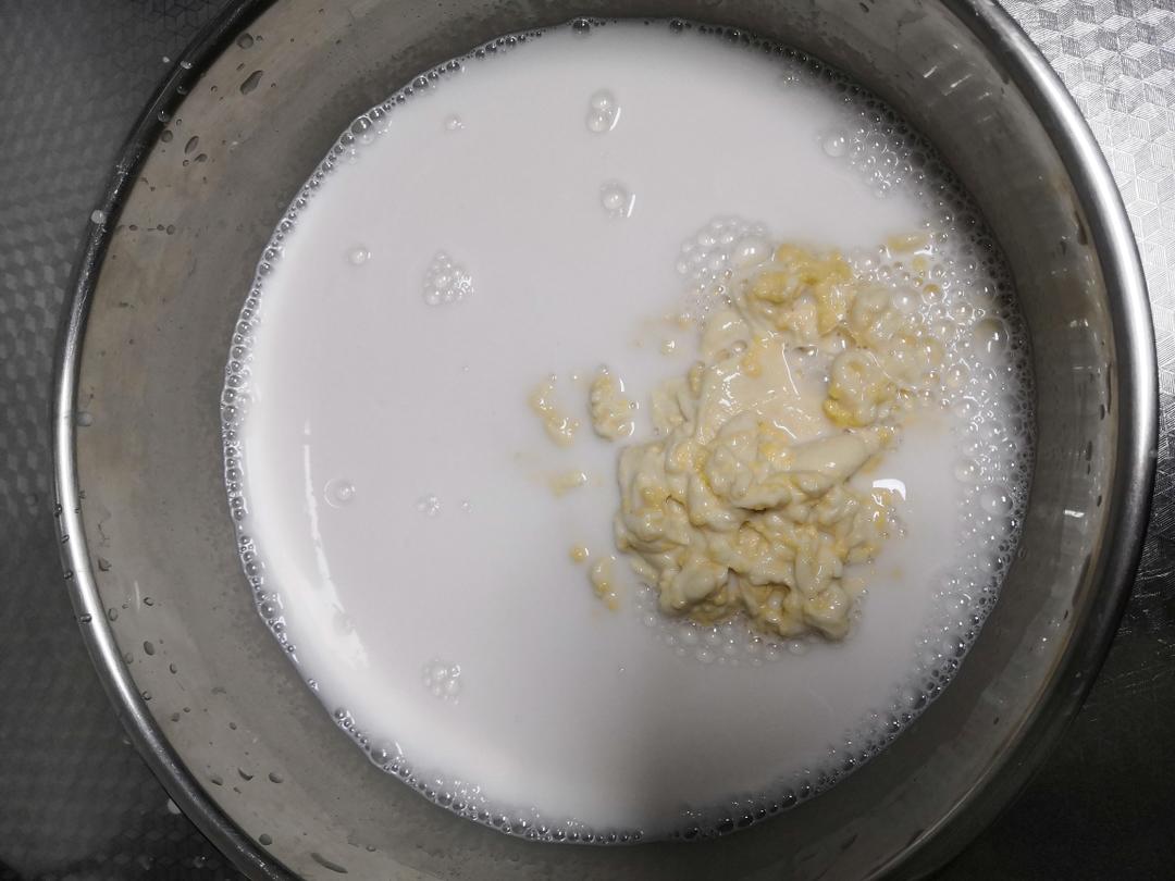 纯奶手撕吐司的做法 步骤1