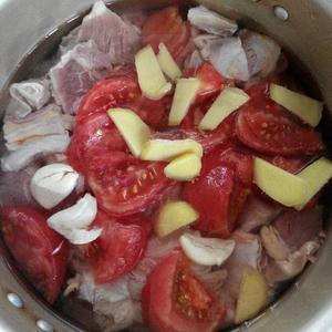 番茄牛肉的做法 步骤2