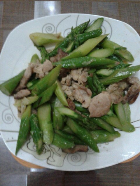 芦笋炒肉
