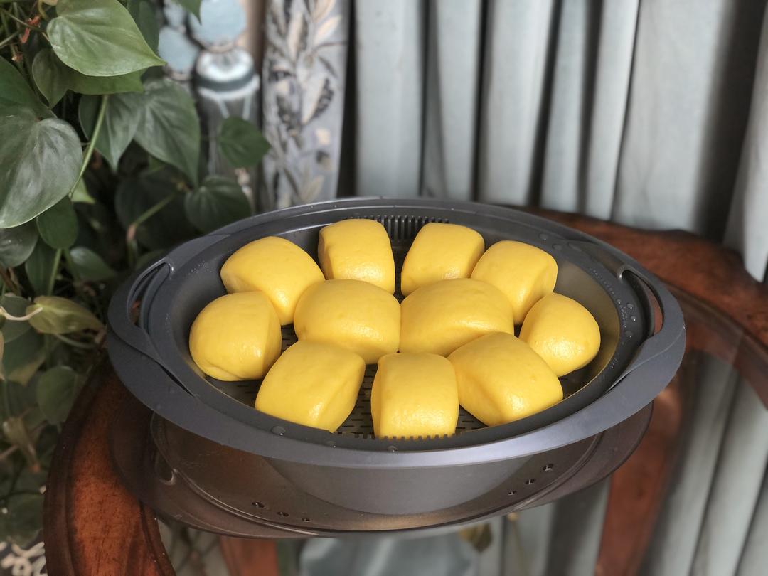 宝宝可以吃的南瓜奶香馒头的做法