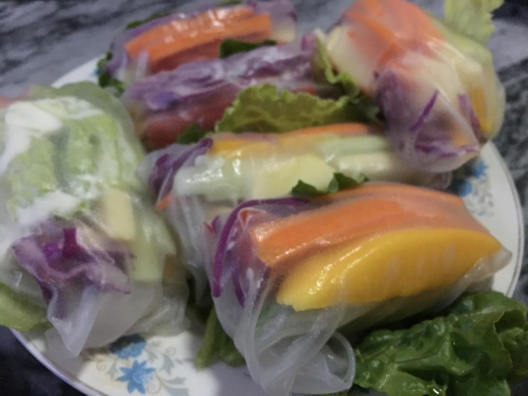 缤纷蔬菜卷