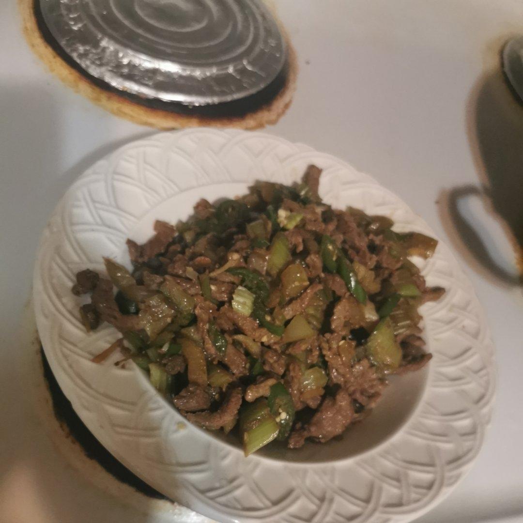 湖南小炒芹菜牛柳