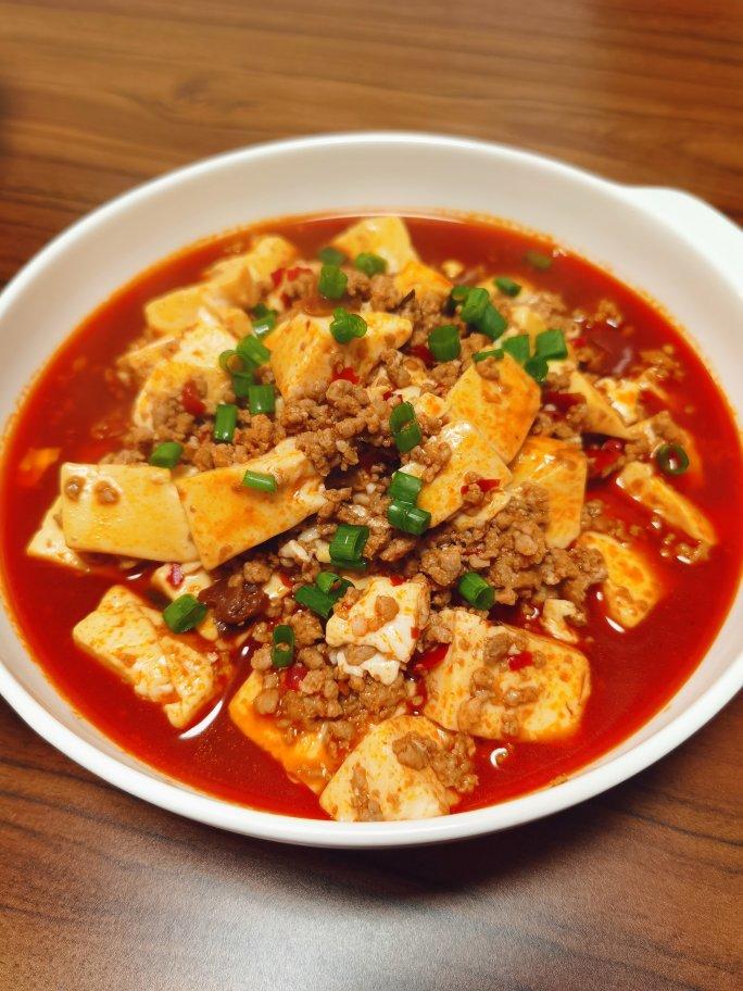 桃子1227做的家常红烧肉末豆腐