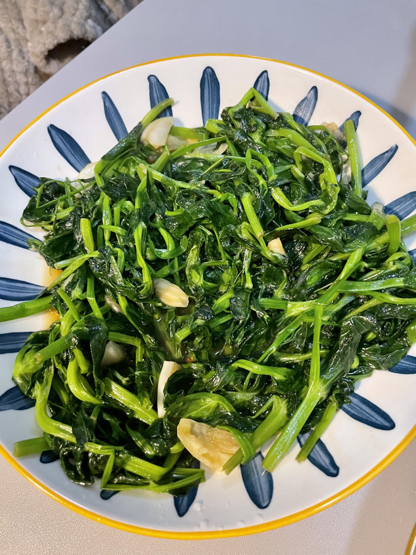 清炒豌豆苗