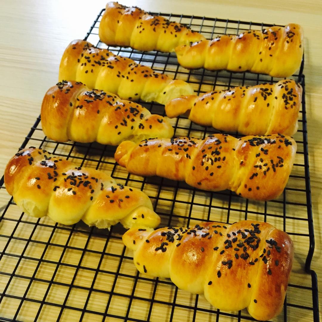 牛角面包卷 Bread Cone