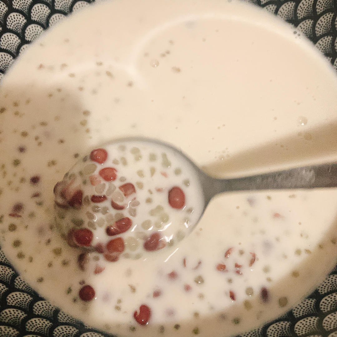 红豆椰汁西米露