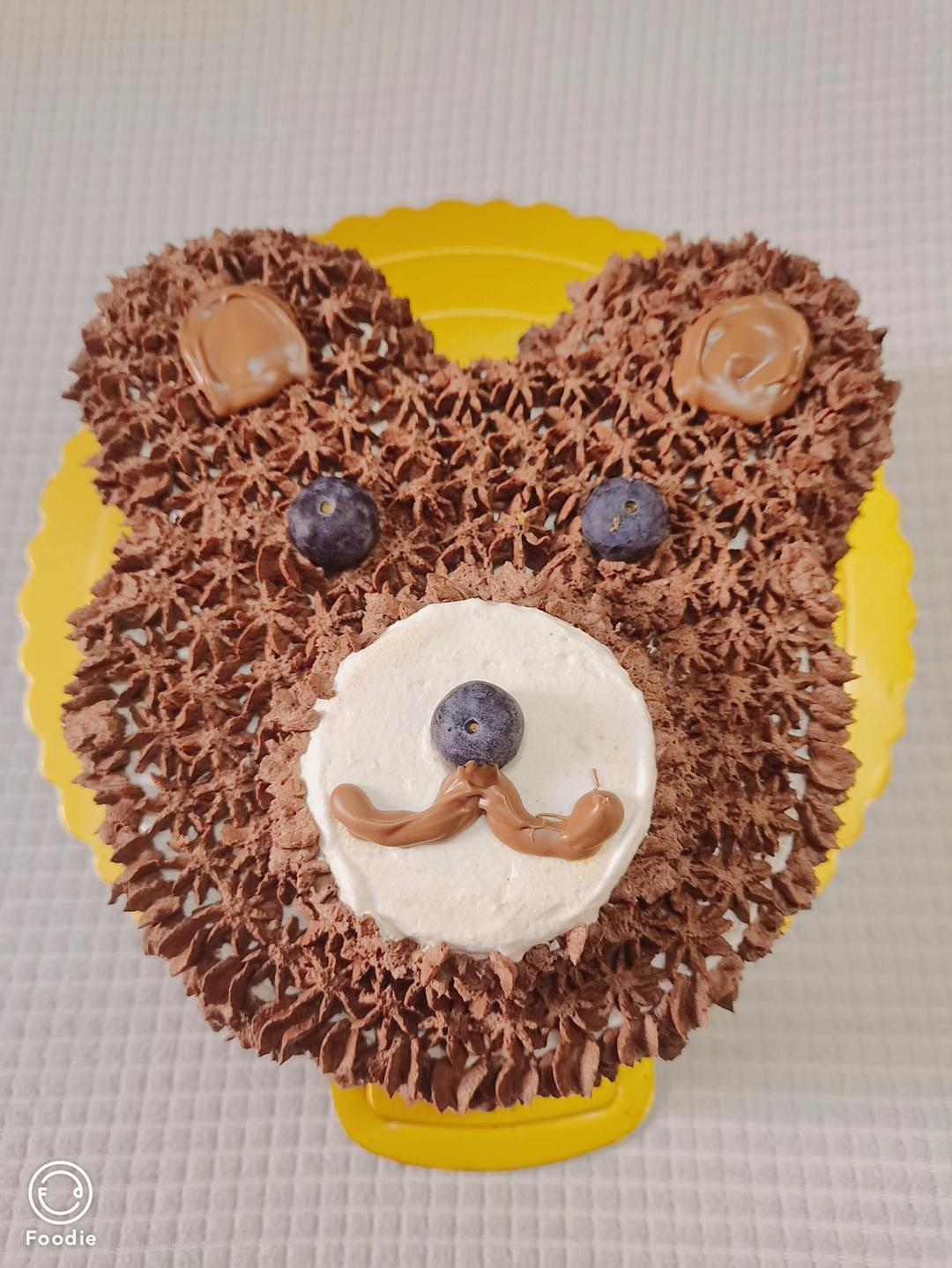 毛绒绒小熊蛋糕(详细照片步骤)