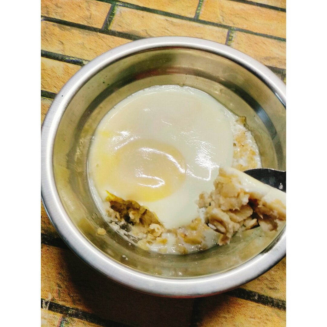 咸味燕麦饼“摊”鸡蛋（蒸蛋器版）