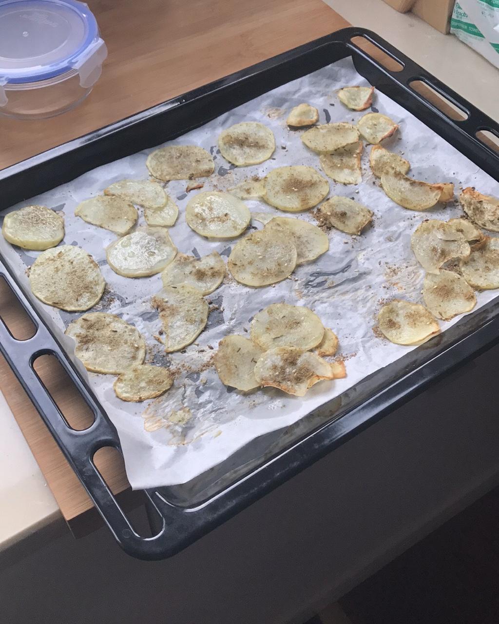 薯片两吃：两种方法，轻松在家做薯片！