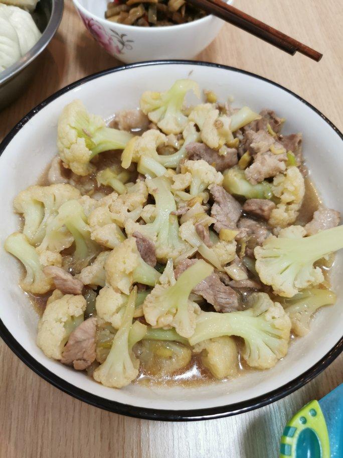 干煸菜花（花菜炒肉）