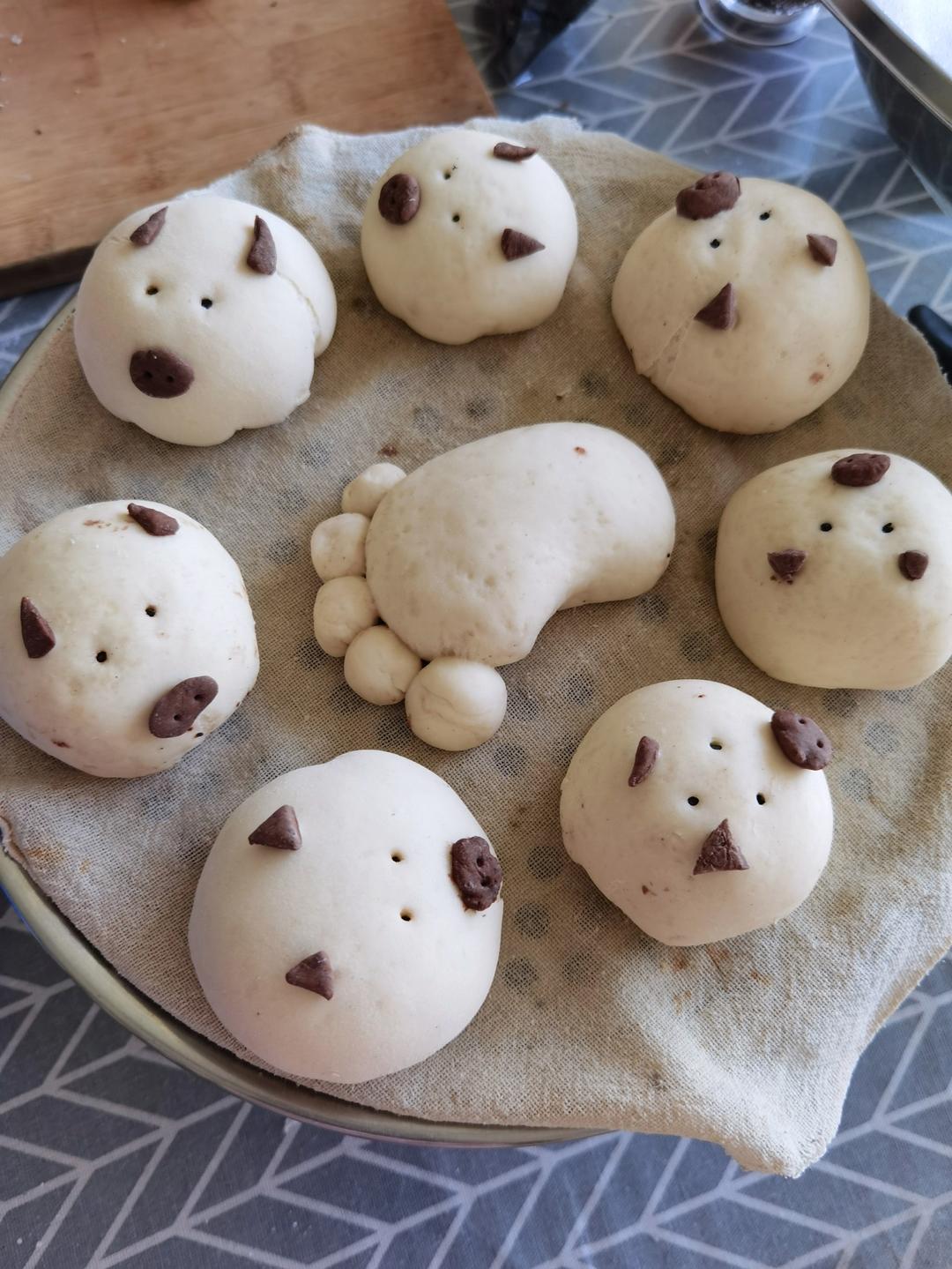 可爱的小猪豆沙包