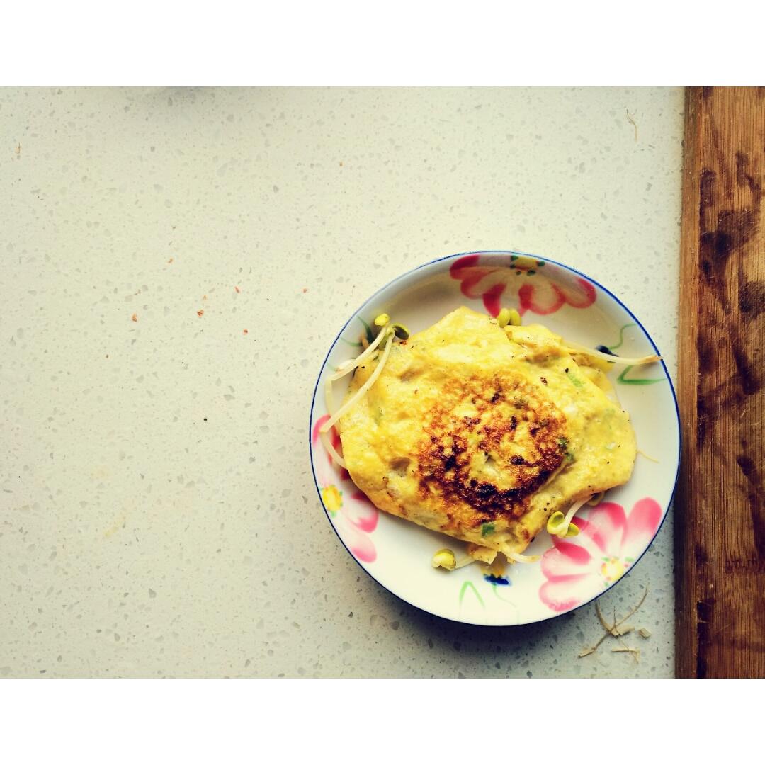 豆芽抱蛋
