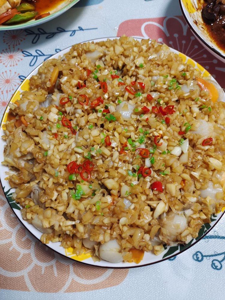 蒜蓉粉丝蒸扇贝粉丝入味有诀窍