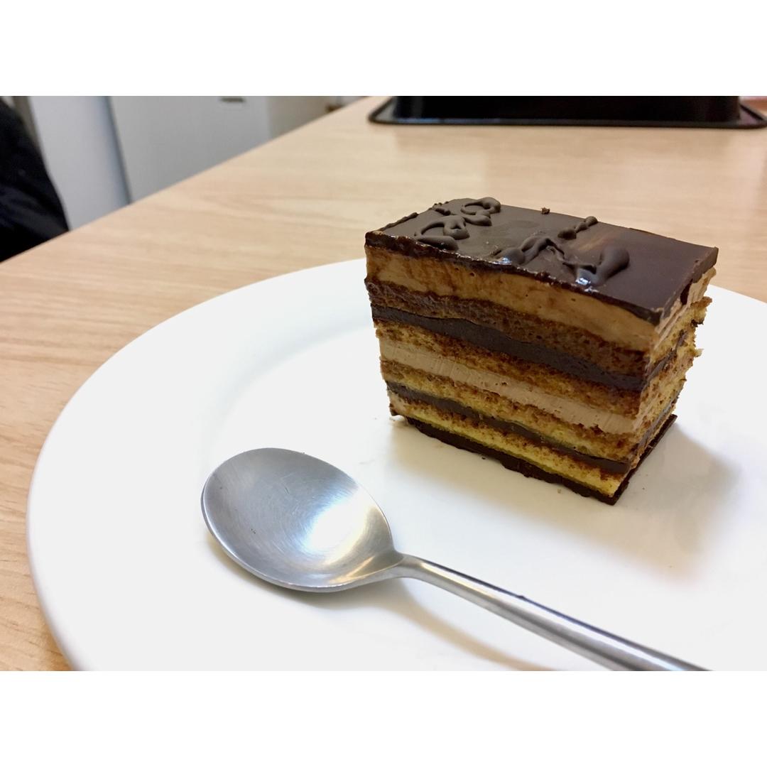 歌剧院蛋糕