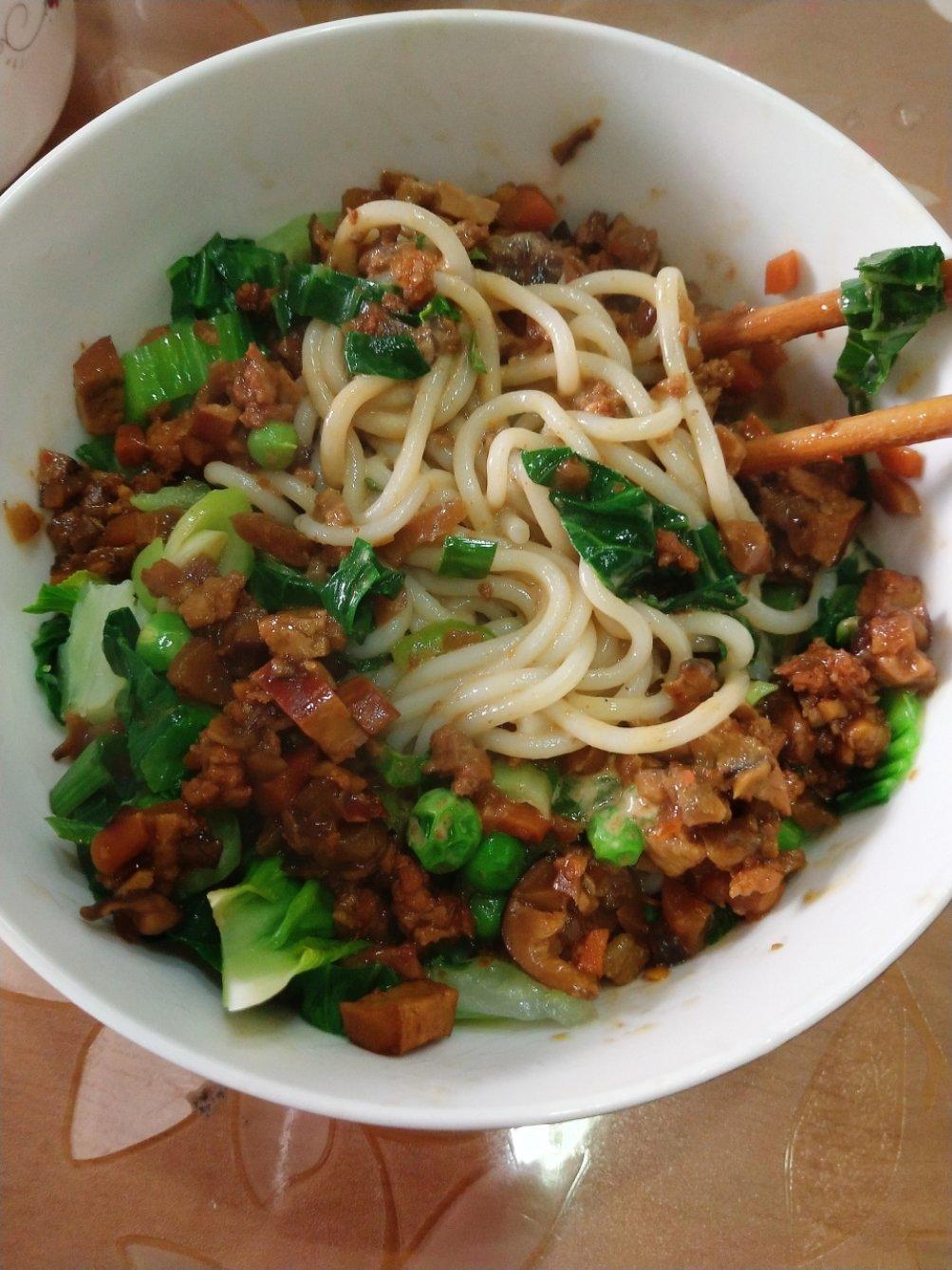 香菇炸酱面『超简单』