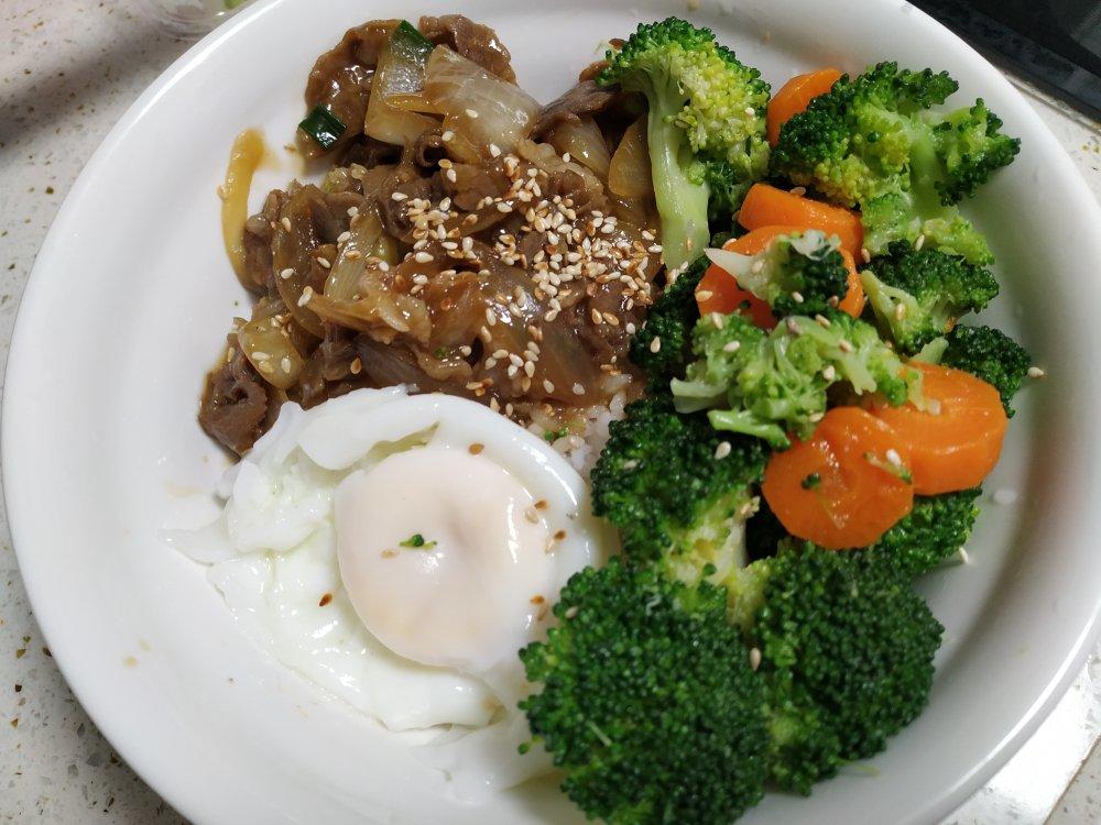 肥牛饭