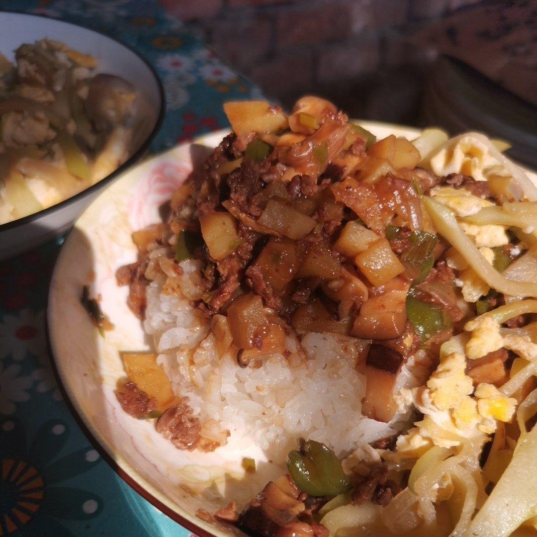 ㊙️香菇土豆肉沫拌饭❗️比外卖还好吃
