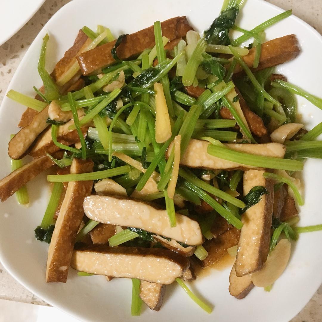 芹菜炒香干