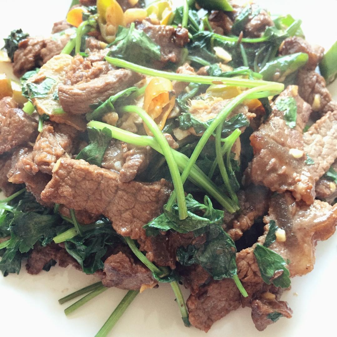 香菜牛肉