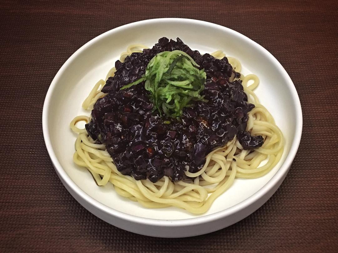韩式炸酱面