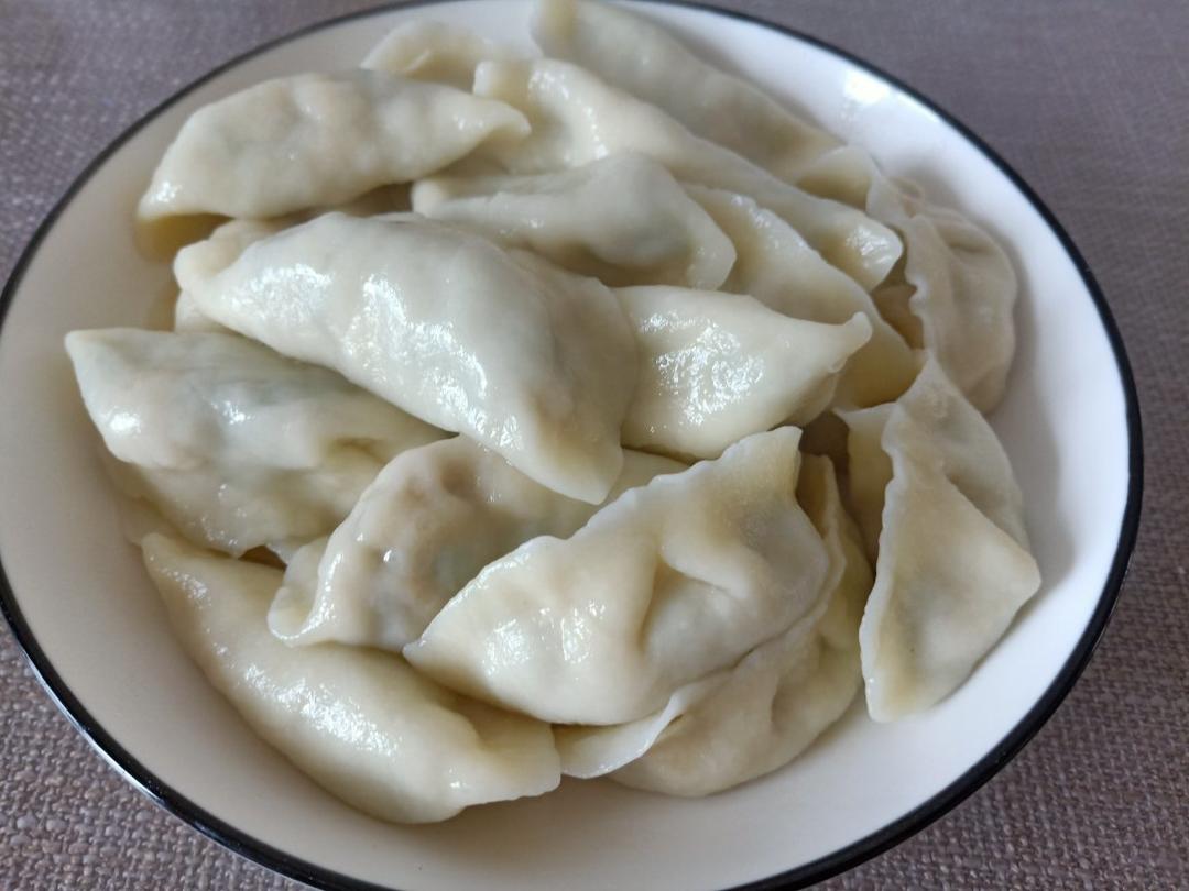 经典的韭菜鸡蛋馅儿饺子 怎么吃都不会腻