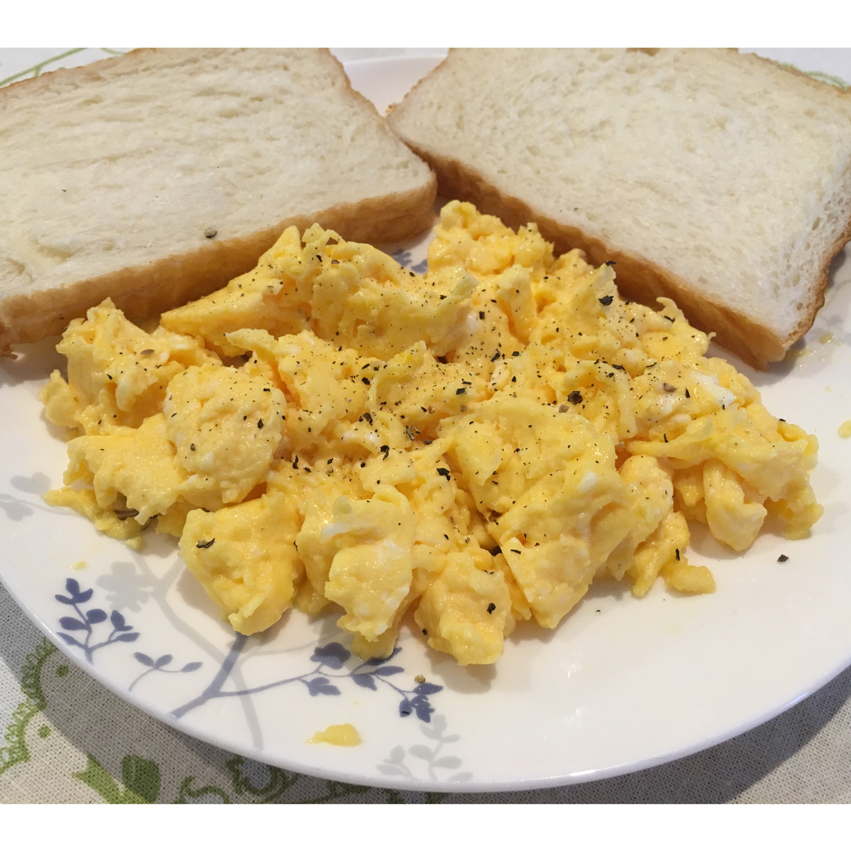 美式炒蛋 scrambled eggs