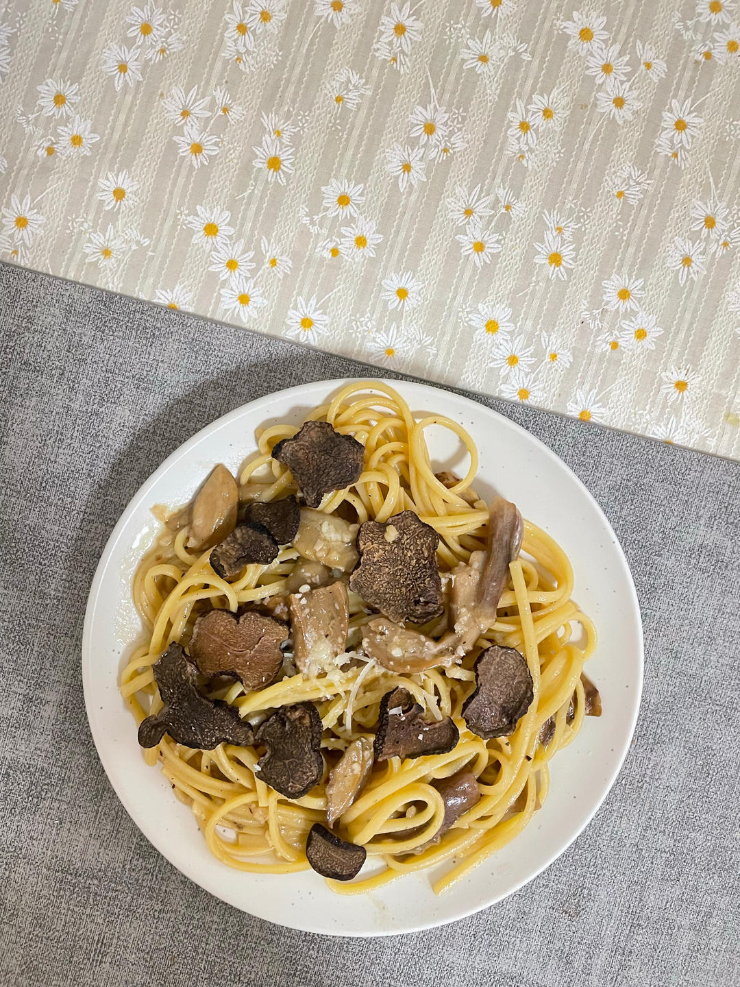 钱的味道：牛肝菌黑松露意面 Fettuccine with porcini mushroom and black truffle