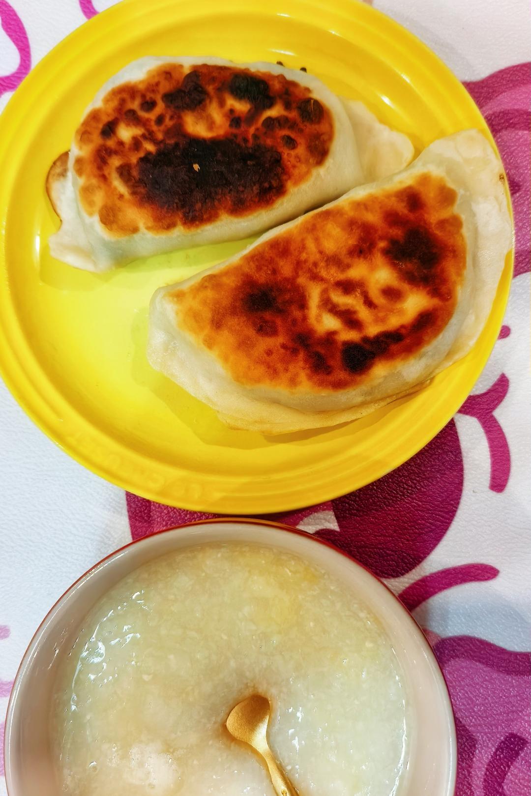 海边人家的韭菜盒