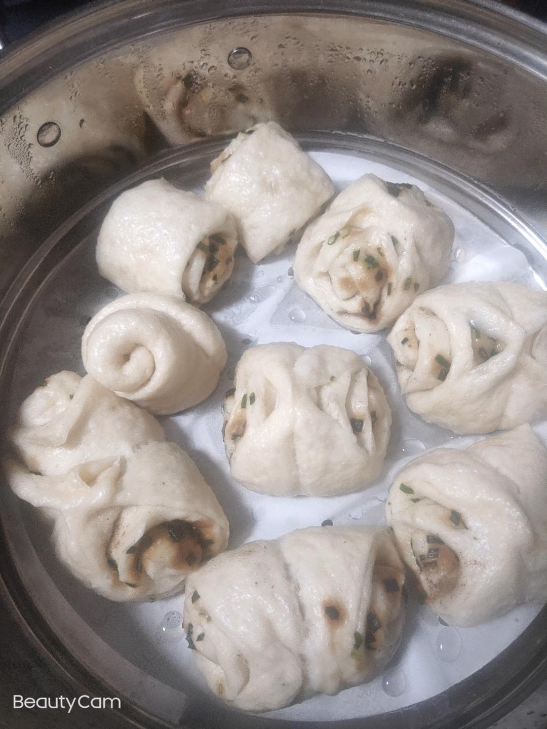🌺椒盐葱香花卷🌺（操作简单，好吃又好看）