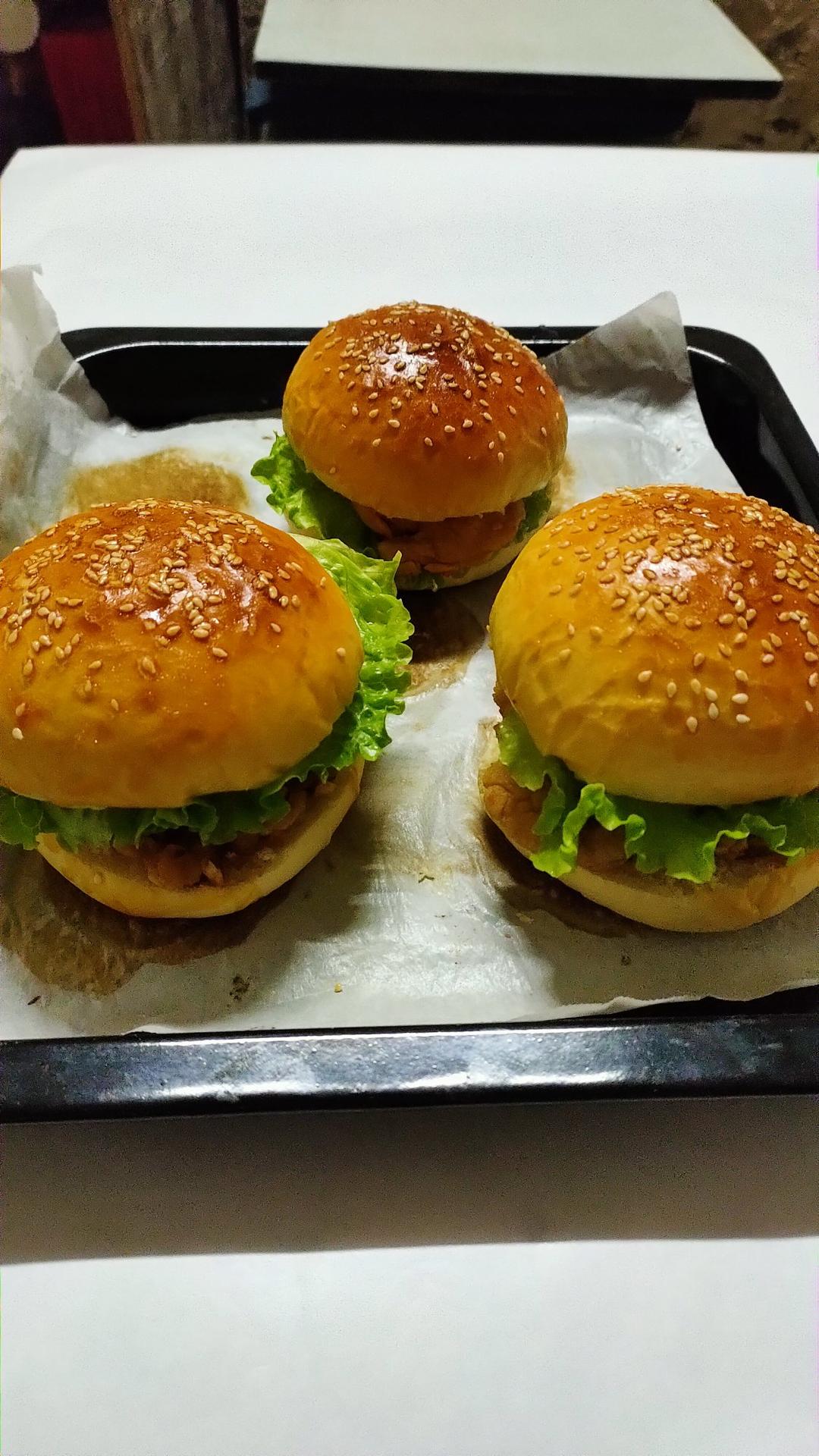 小月jane做的自制营养肉饼汉堡包