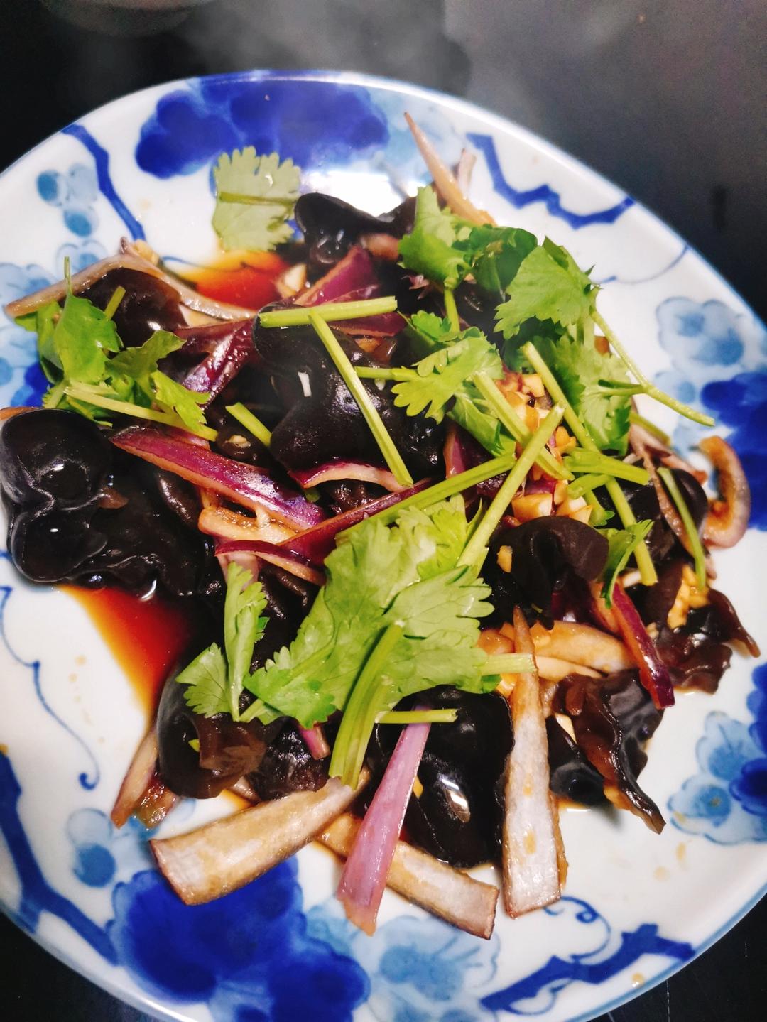 【凉拌木耳】按照我的做法，比饭店还好吃！调味汁是关键~好吃到停不下来