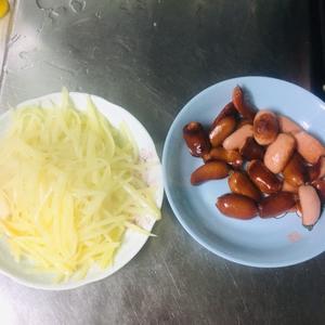 土豆丝卷饼的做法 步骤6