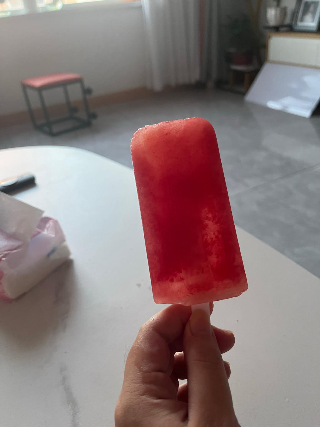 西瓜冰棒🍉冰爽解渴，承包你一整个夏天的快乐！