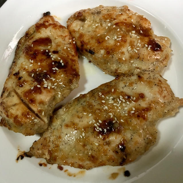 酷炫屌炸天好吃的煎鸡胸肉（香蒜蜂蜜煎鸡胸肉）