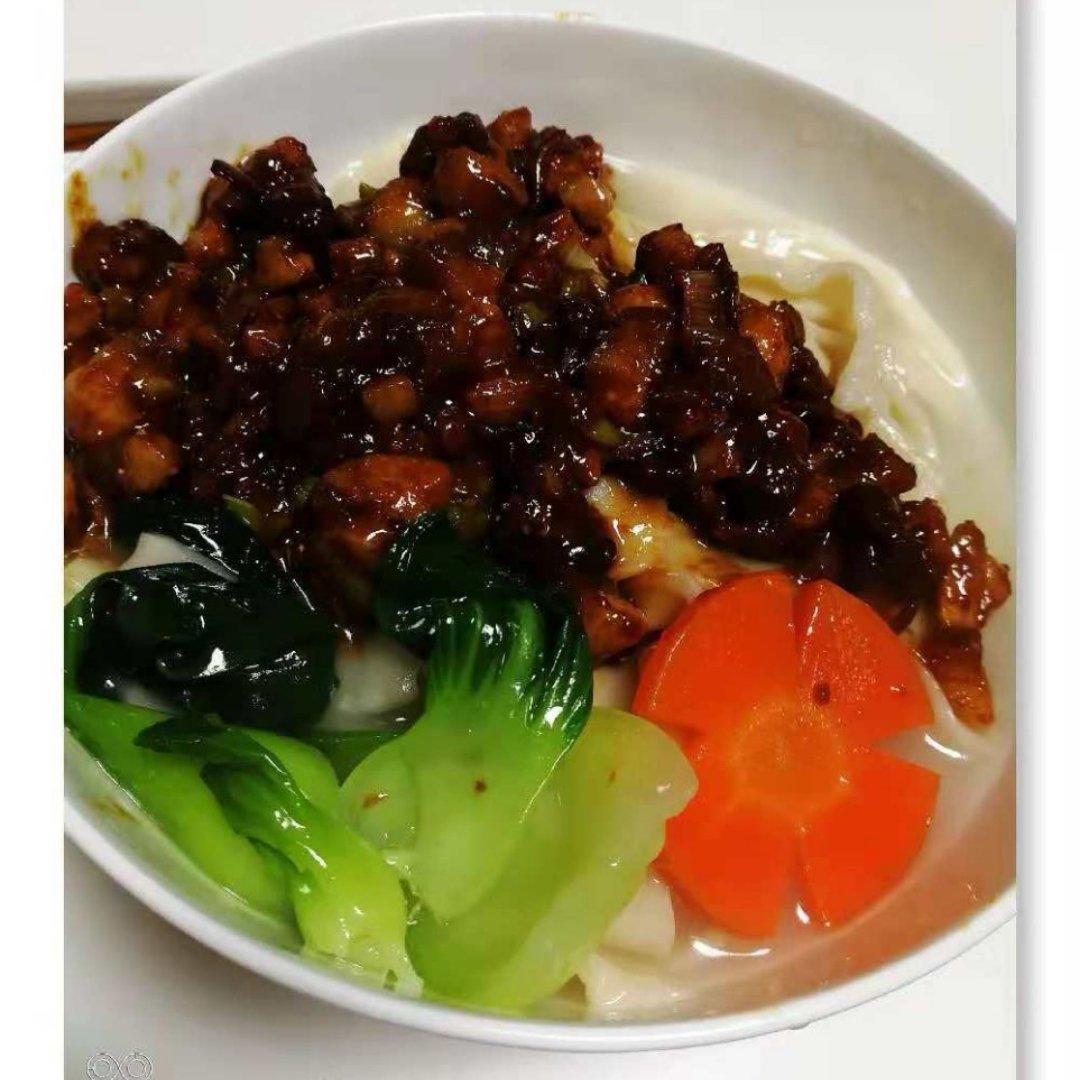 炸酱面