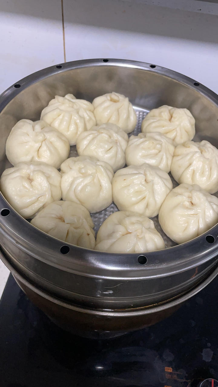鲜肉包子