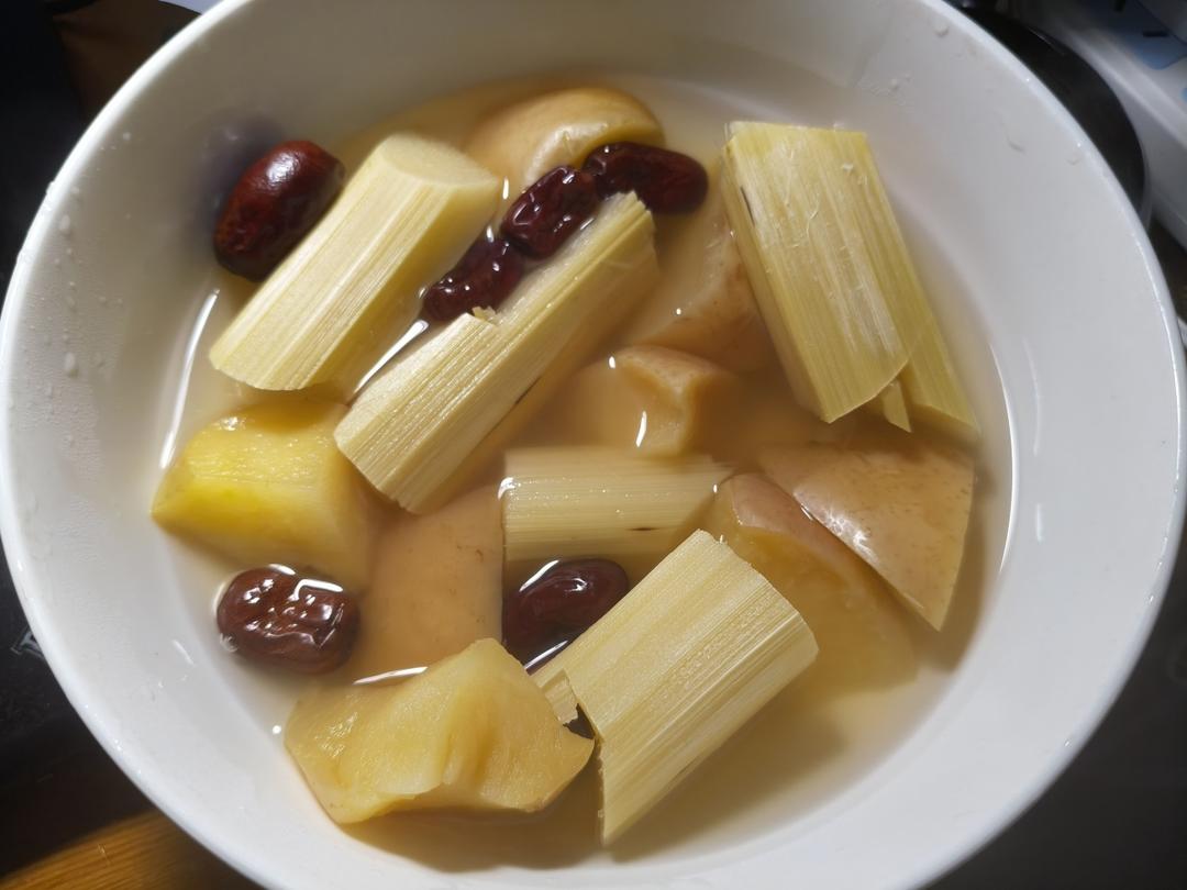 黑皮甘蔗苹果红枣水