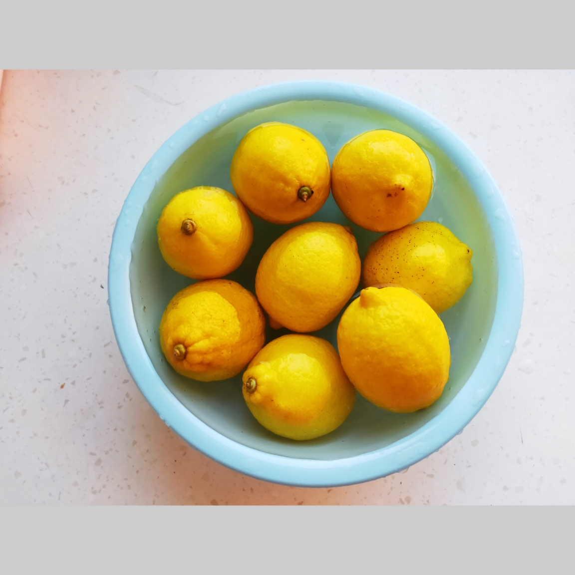 不让味蕾失望的百香果柠檬蜂蜜茶的做法 步骤3