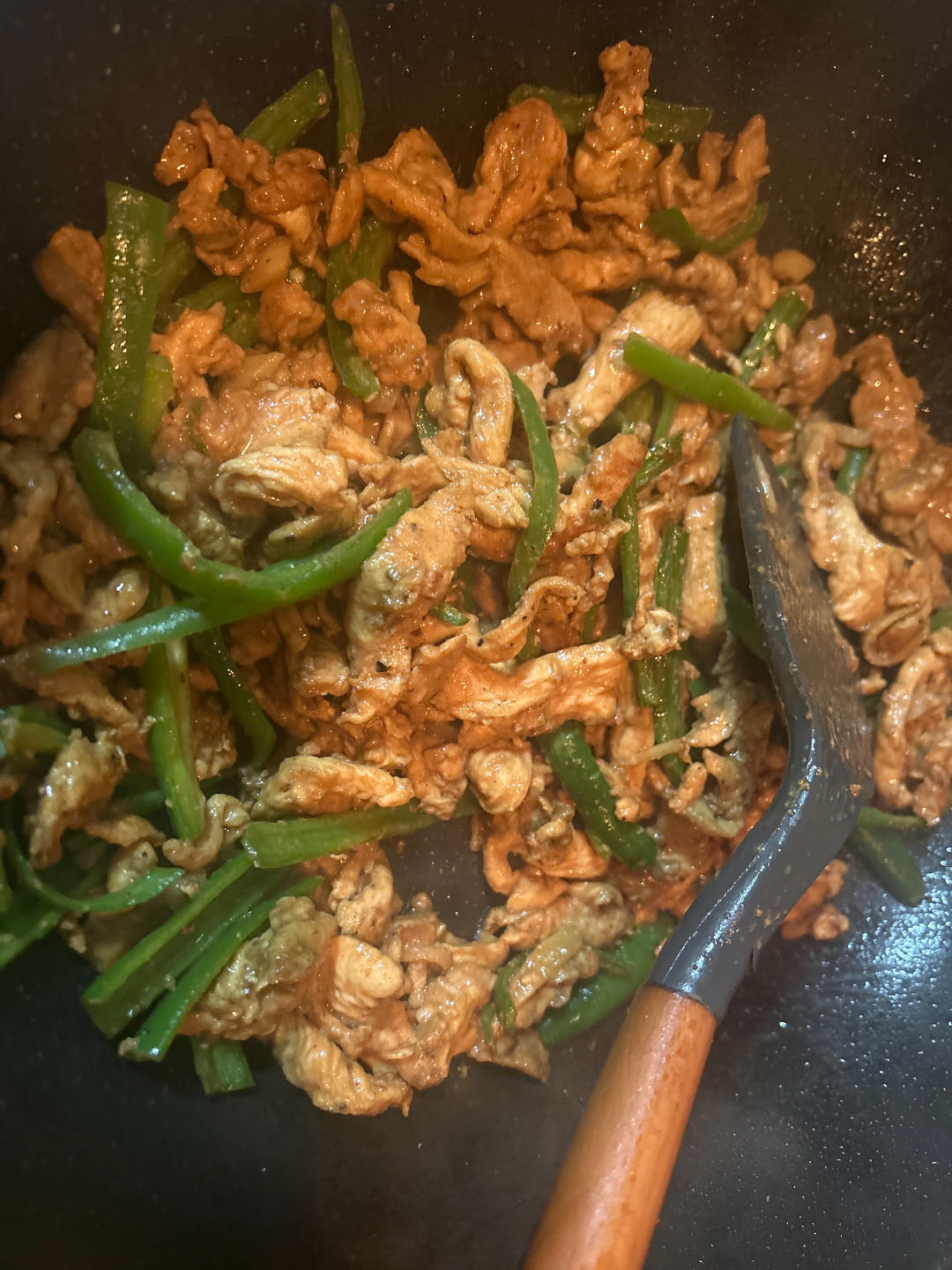 巨好吃的青椒炒鸡胸肉丝，超下饭