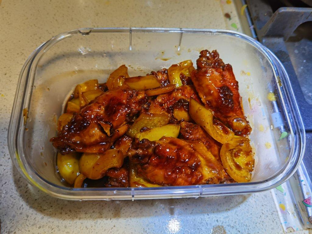 厨师长教你：“可乐鸡翅”的家常做法，味道鲜嫩可口，先收藏起来
