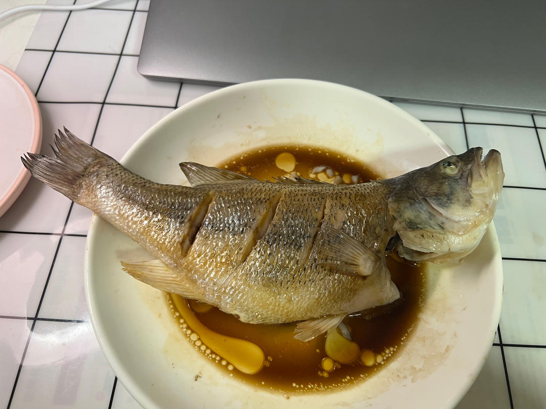 清蒸鲈鱼