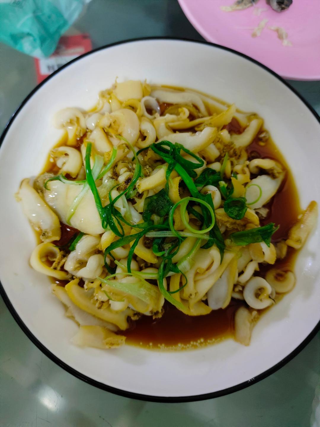 葱油鲍鱼片