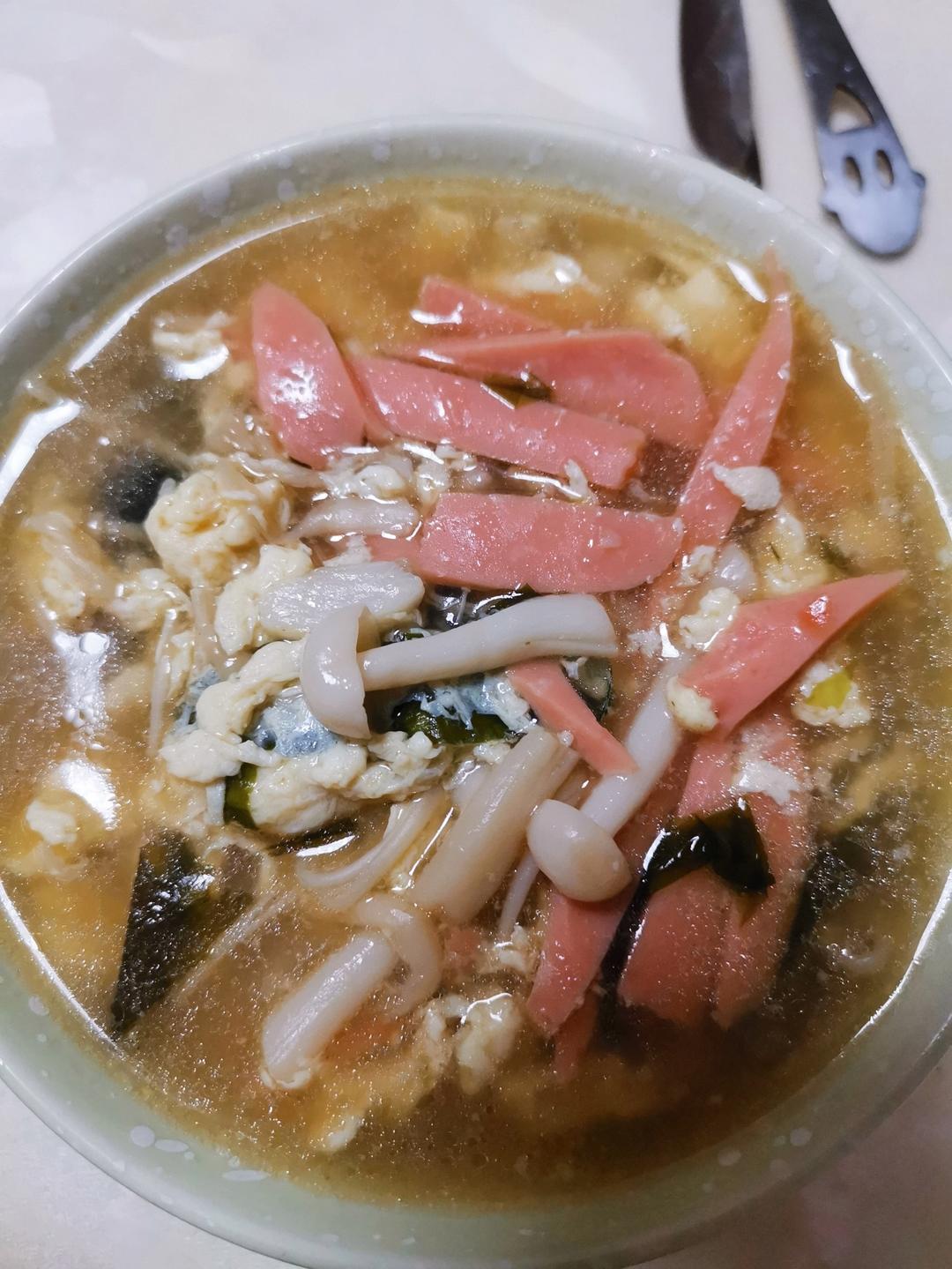 三鲜裙带汤