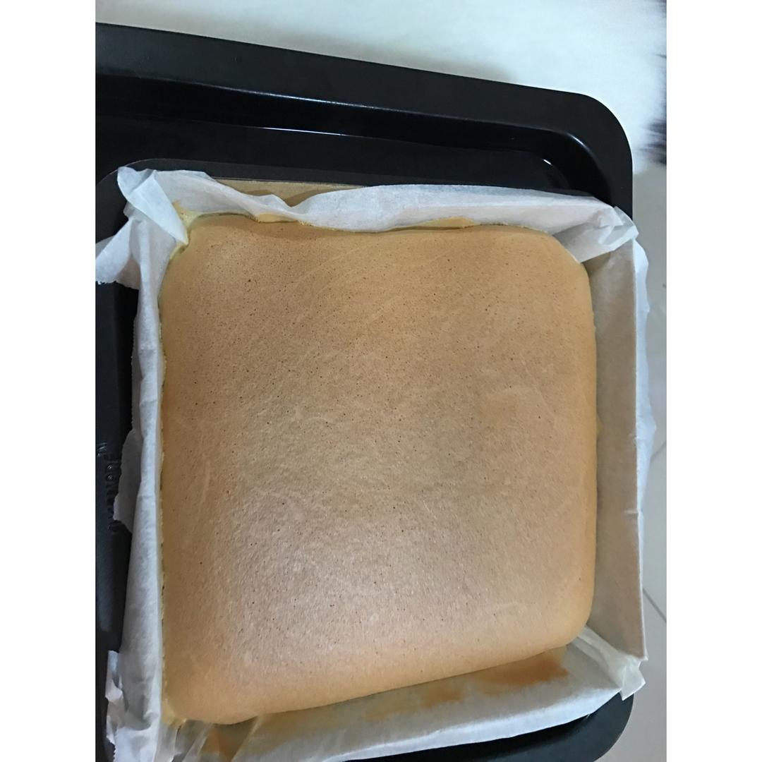 古早味蛋糕（蛋香味极重）