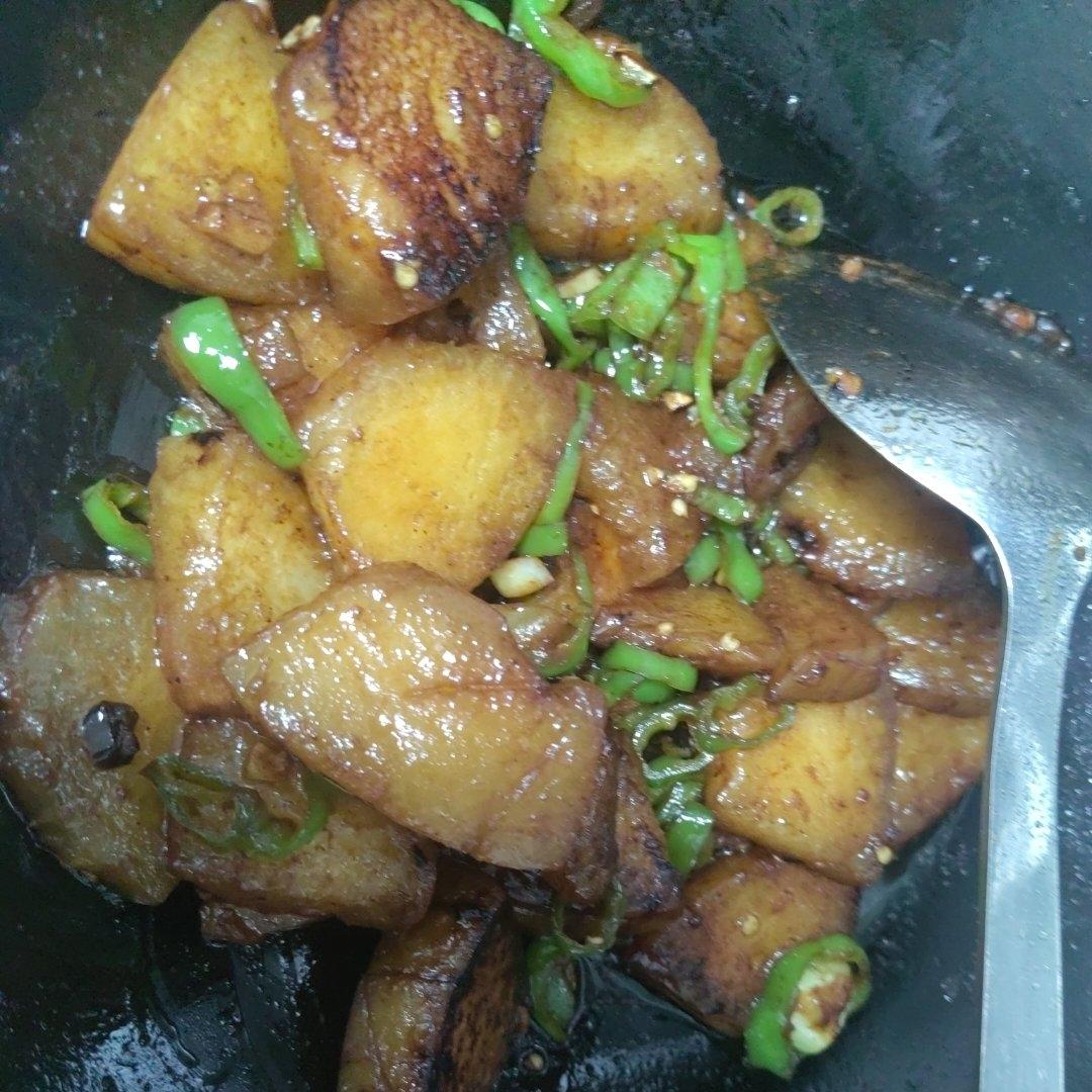 红烧冬瓜最完美做法，不加一滴水，瞬间秒杀红烧肉