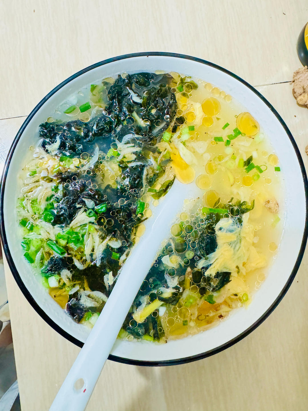 紫菜虾米蛋花汤