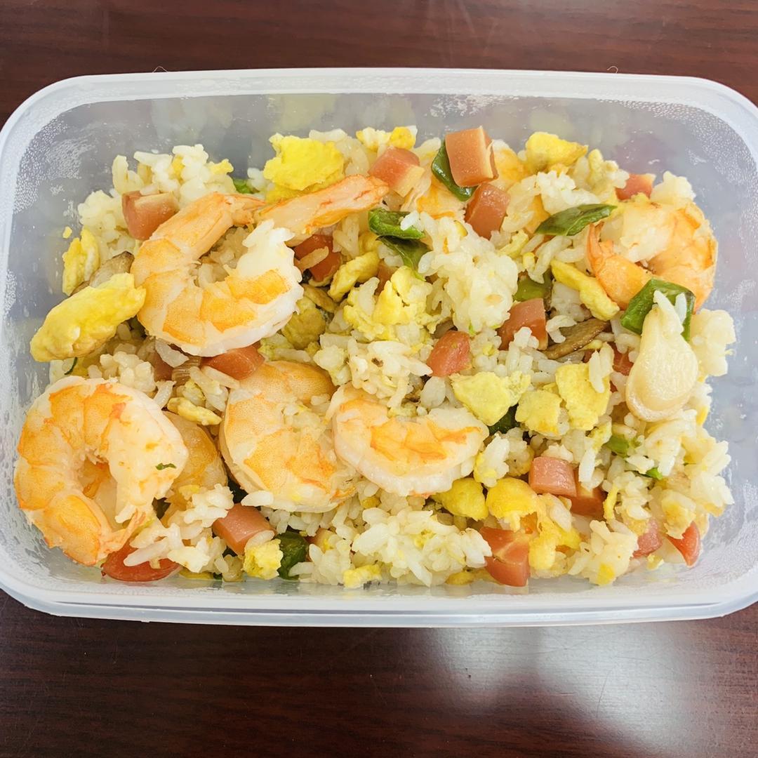 虾仁蛋炒饭